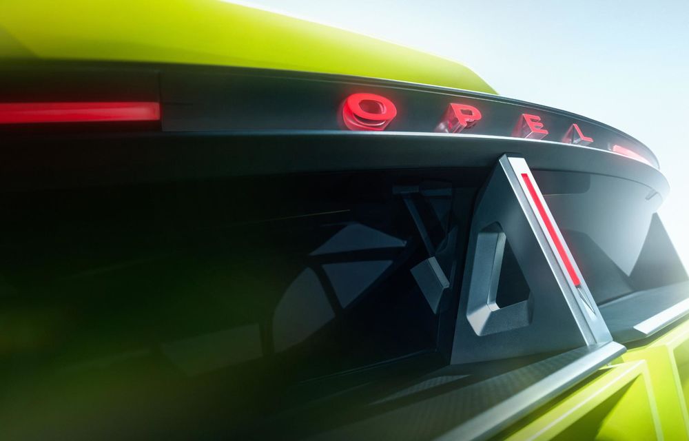 Opel: primele imagini cu un viitor concept GSE. Prezentare la Munchen - Poza 2