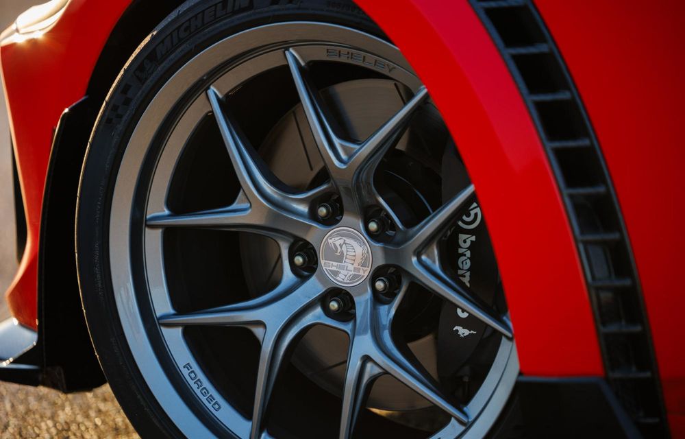 Noul Shelby Super Snake-R: motor V8 de 850 cai putere - Poza 10