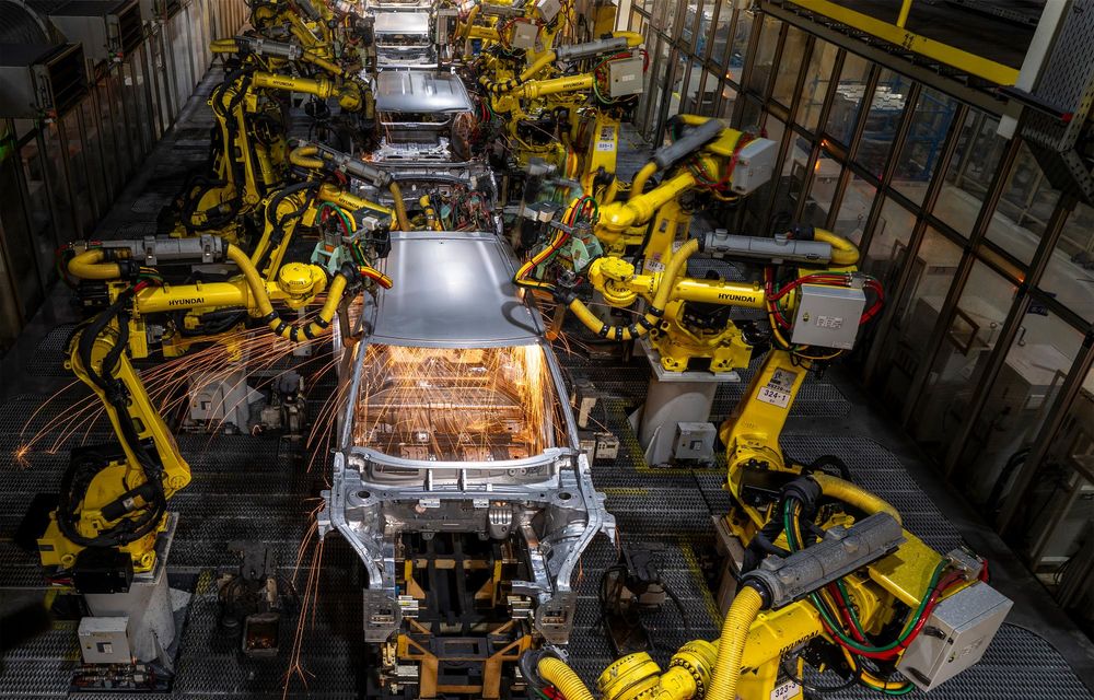Kia EV4 a intrat în producție la uzina din Slovacia - Poza 2