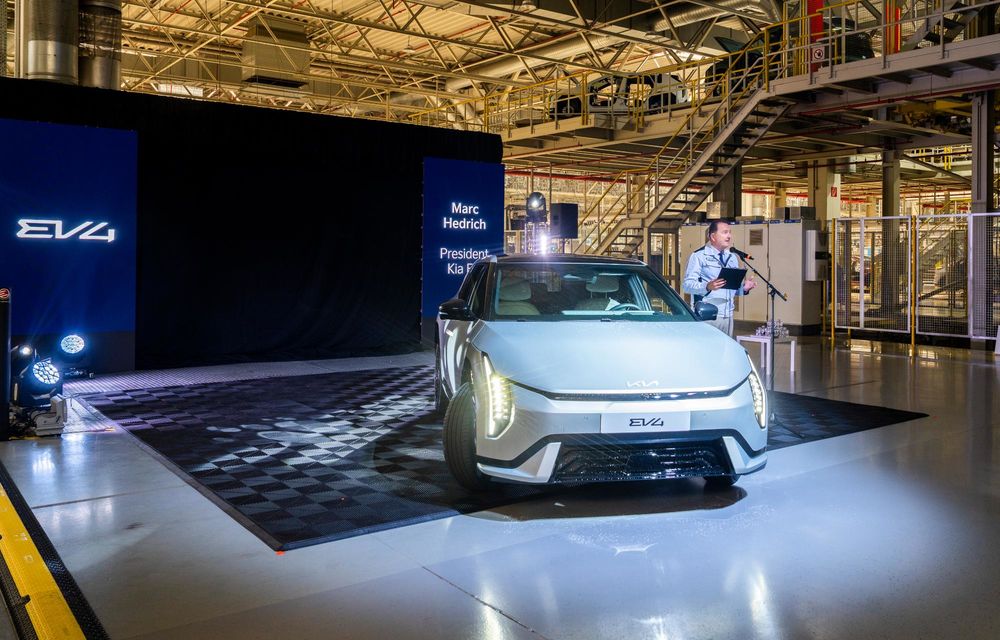 Kia EV4 a intrat în producție la uzina din Slovacia - Poza 3