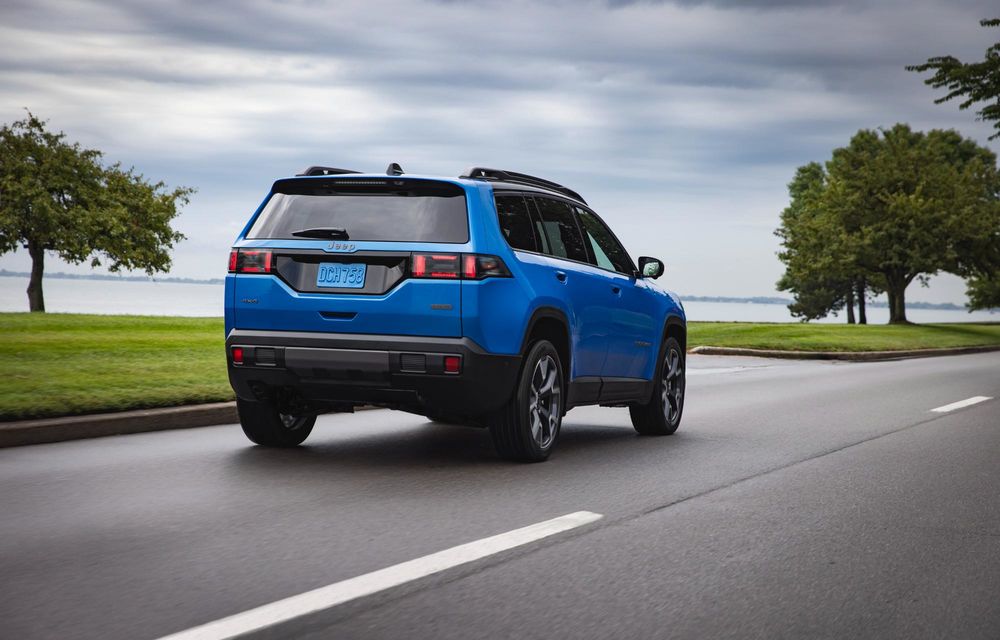 OFICIAL: Noua generație Jeep Cherokee debutează cu motorizare hibrid - Poza 11