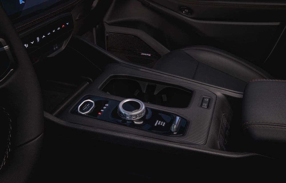 OFICIAL: Noua generație Jeep Cherokee debutează cu motorizare hibrid - Poza 19