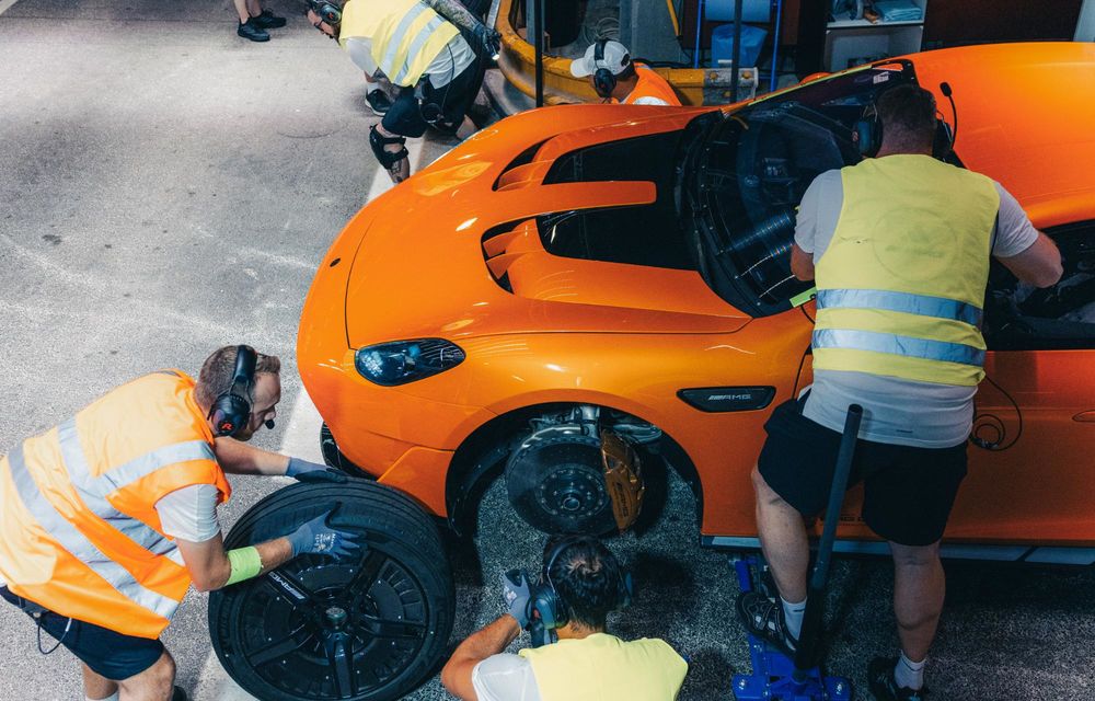RECORD: Ocolul pământului în mai puțin de 8 zile cu noul concept electric Mercedes-AMG GT XX - Poza 26