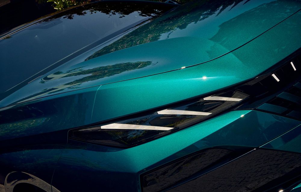 Noul Peugeot 308 facelift: siglă iluminată și autonomie crescută pentru versiunea electrică - Poza 51