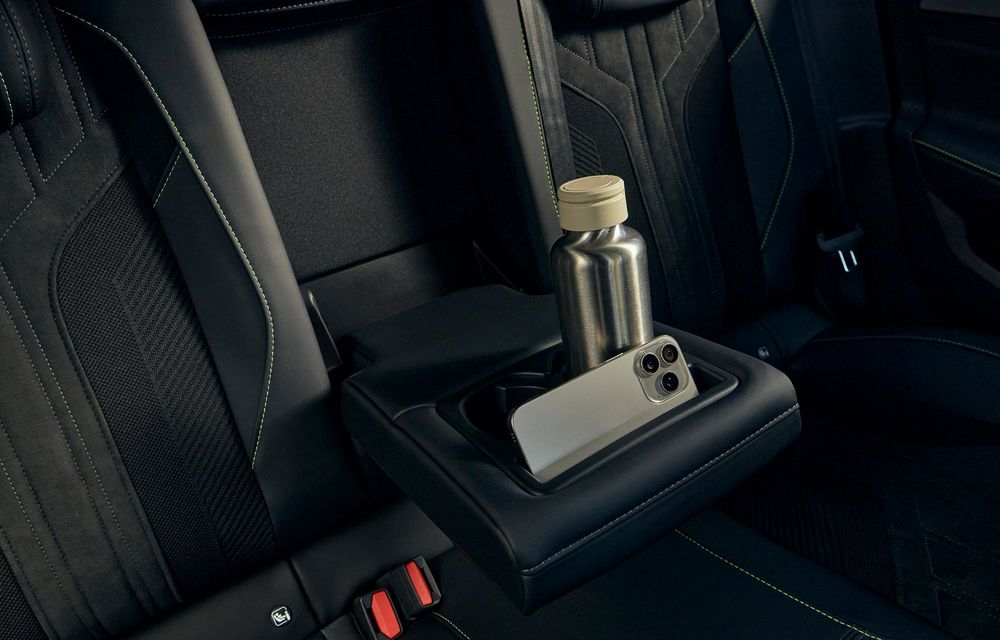 Noul Peugeot 308 facelift: siglă iluminată și autonomie crescută pentru versiunea electrică - Poza 20