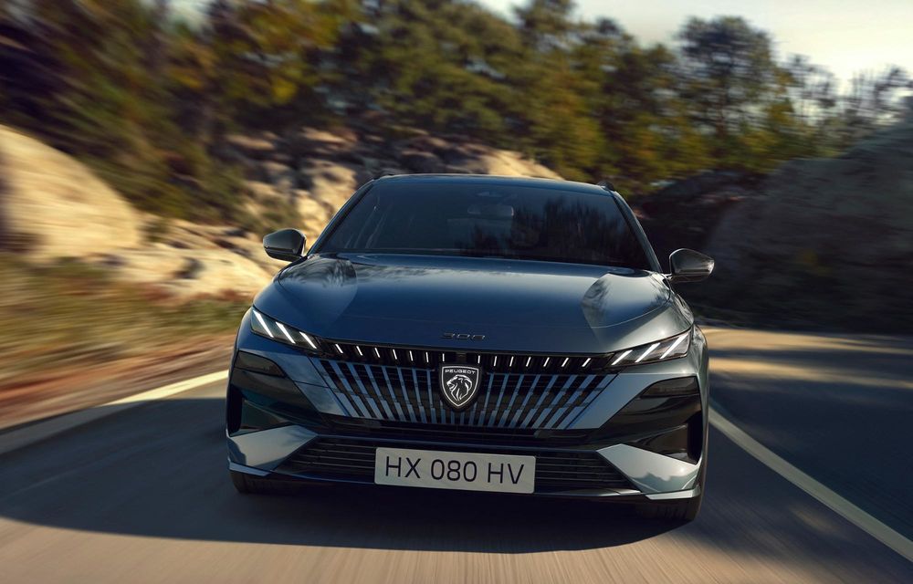 Noul Peugeot 308 facelift: siglă iluminată și autonomie crescută pentru versiunea electrică - Poza 4