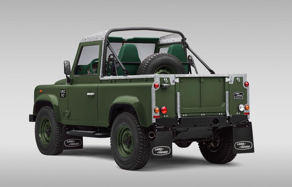 Ediție limitată pentru Land Rover Defender Classic, un omagiu adus lui Winston Churchill - Poza 3