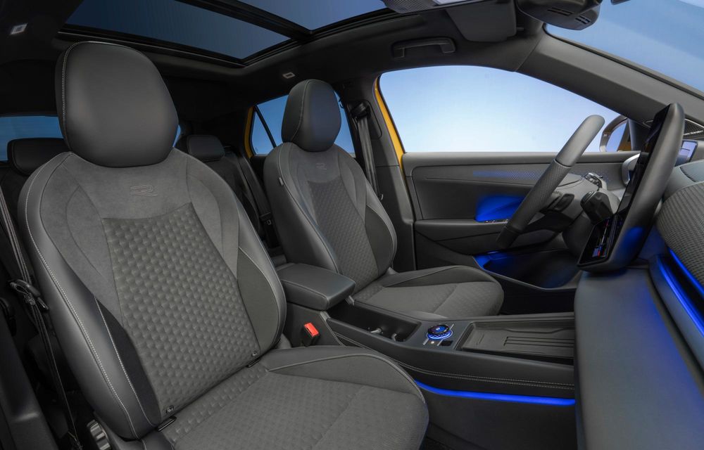 Noua generație Volkswagen T-Roc: design nou și, în premieră, motorizări hibride - Poza 16