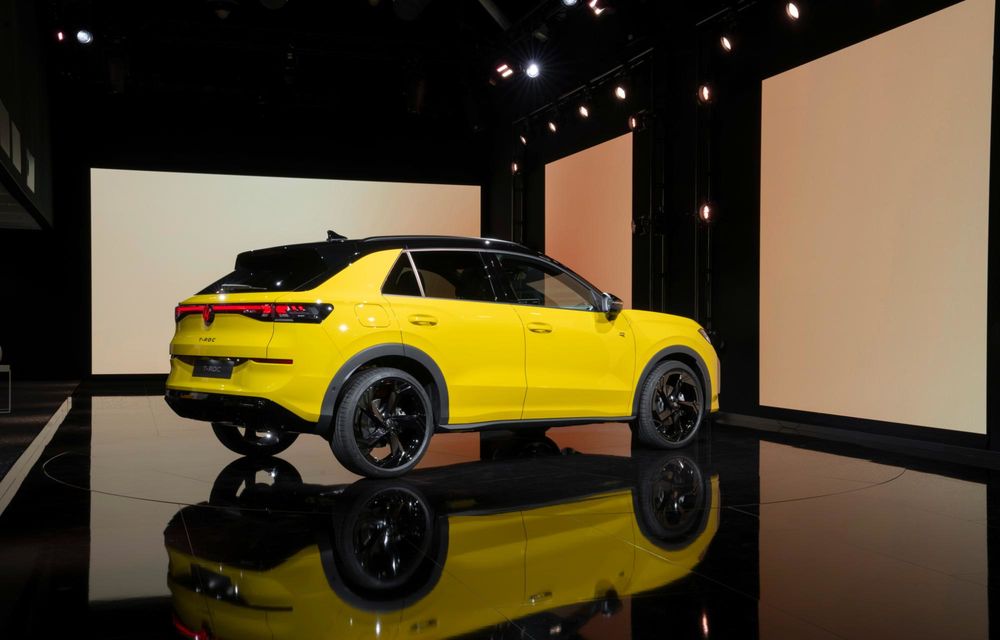 Noua generație Volkswagen T-Roc: design nou și, în premieră, motorizări hibride - Poza 9