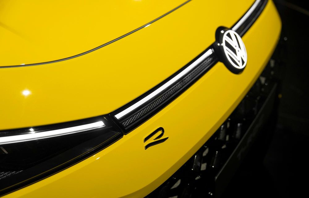 Noua generație Volkswagen T-Roc: design nou și, în premieră, motorizări hibride - Poza 20