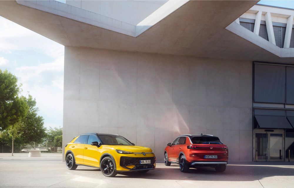Noua generație Volkswagen T-Roc: design nou și, în premieră, motorizări hibride - Poza 59