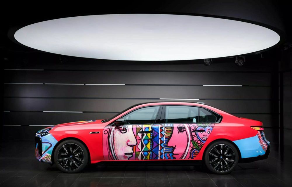 BMW marchează 50 de ani de Art Cars cu un i7 transformat în operă de artă - Poza 4