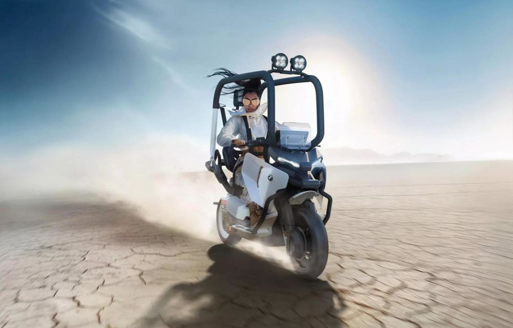 BMW prezintă Vision CE, un concept de scuter electric ce elimină nevoia de cască - Poza 1