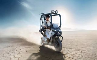BMW prezintă Vision CE, un concept de scuter electric ce elimină nevoia de cască