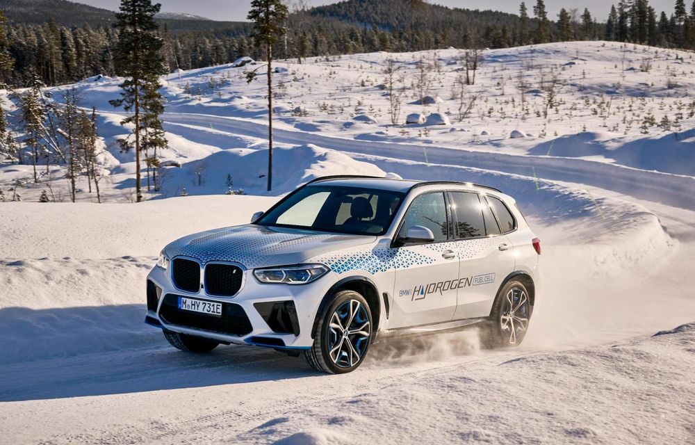 BMW X5 va primi o versiune alimentată cu hidrogen în 2028 - Poza 1