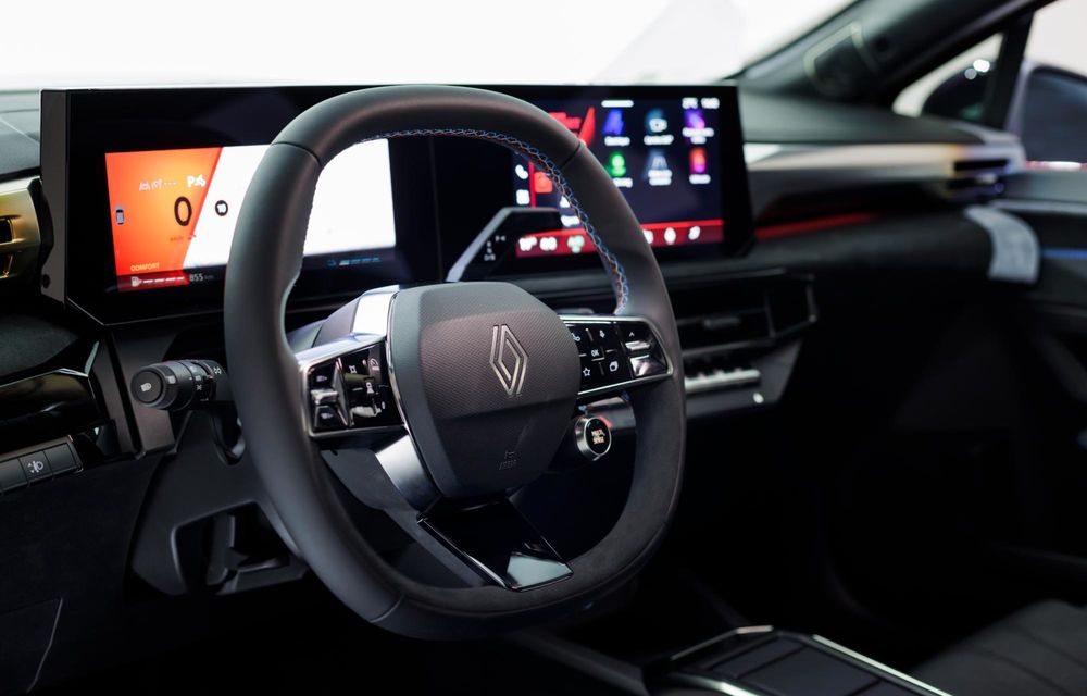 PREMIERĂ: Am văzut pe viu noua generație Renault Clio. 5 lucruri esențiale - Poza 18