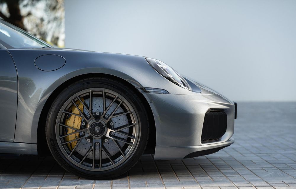 Noul Porsche 911 Turbo S facelift: cel mai puternic 911 de serie are 711 CP - Poza 21