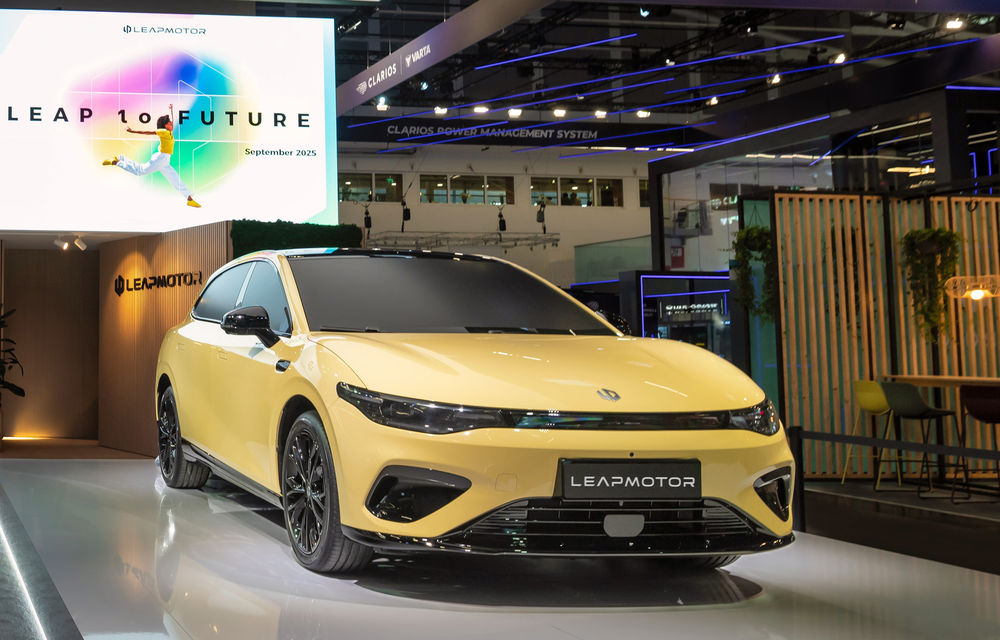 Chinezii de la Leapmotor prezintă noul B05. Rival pentru Volkswagen ID.3 - Poza 1