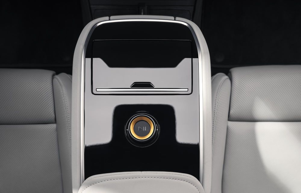 Noul Polestar 5 atacă poziția lui Porsche Taycan: versiune cu 884 CP - Poza 13