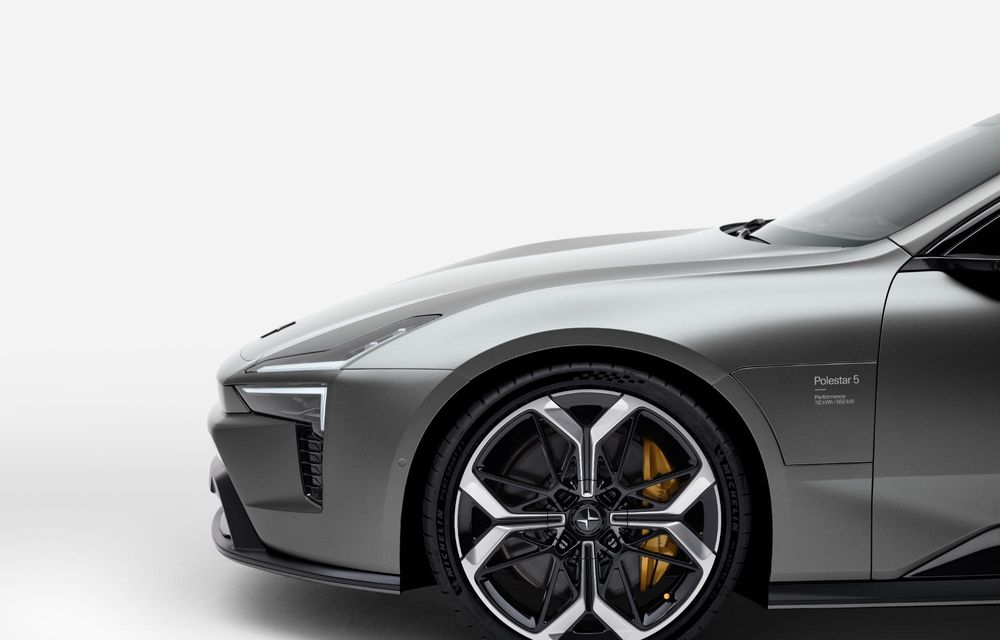 Noul Polestar 5 atacă poziția lui Porsche Taycan: versiune cu 884 CP - Poza 20