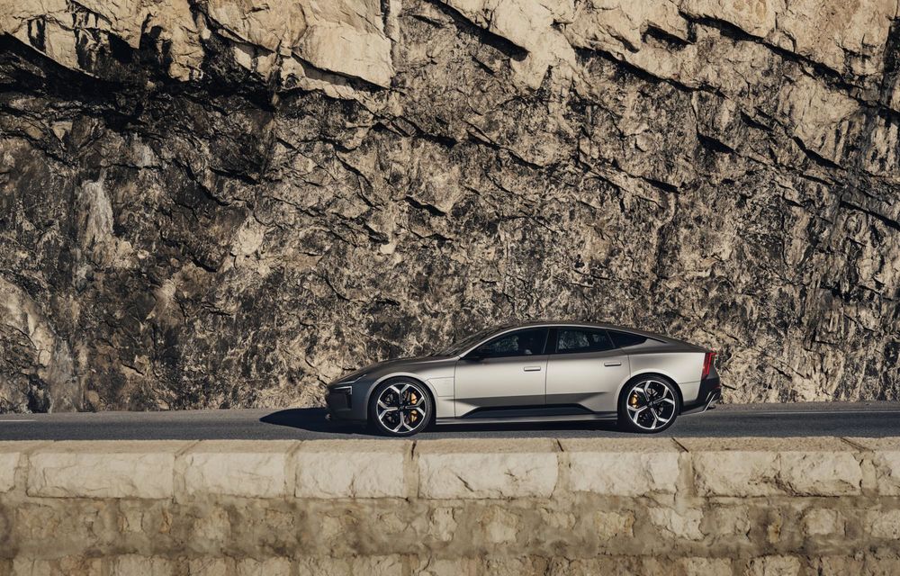 Noul Polestar 5 atacă poziția lui Porsche Taycan: versiune cu 884 CP - Poza 4
