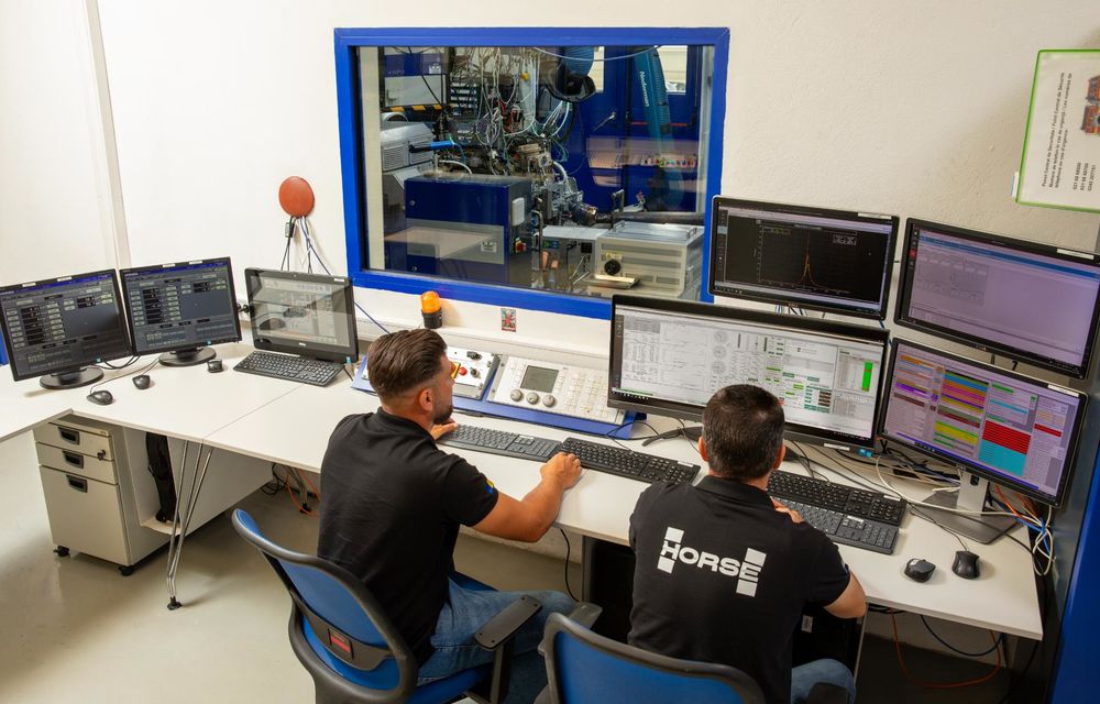 REPORTAJ: Prin ce trece noul motor fabricat în România înainte să ajungă sub capota mașinii? - Poza 10