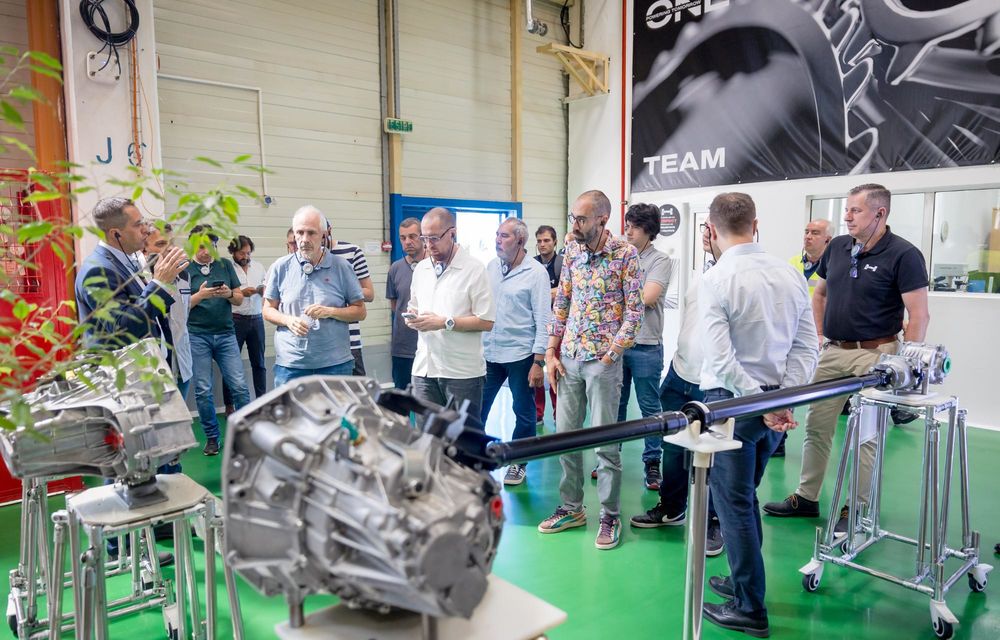 REPORTAJ: Prin ce trece noul motor fabricat în România înainte să ajungă sub capota mașinii? - Poza 41