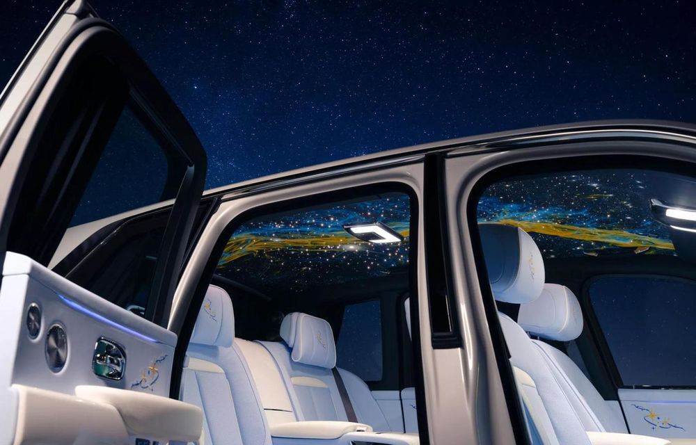 Rolls-Royce Cullinan Cosmos: ediție unicat cu plafon pictat manual, inspirat de Calea Lactee - Poza 1