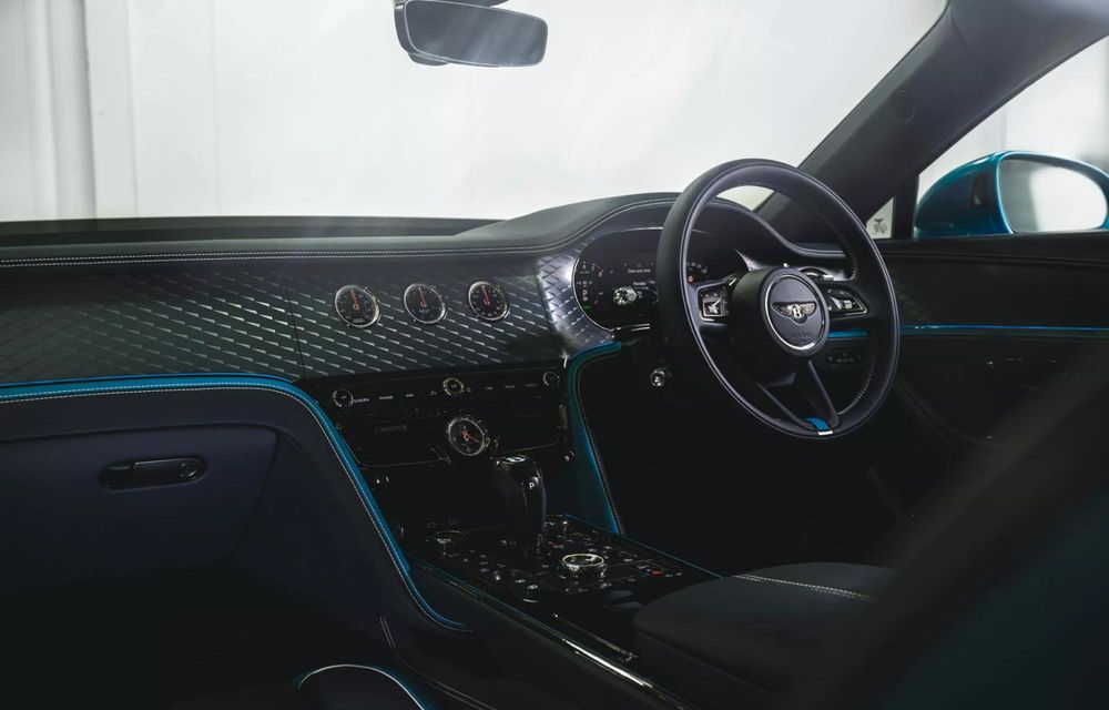 Bentley Flying Spur Ombre: finisaj unic în degrade realizat manual în 60 de ore - Poza 5