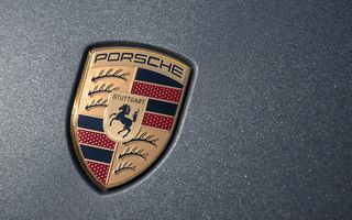 Viitorul SUV Porsche cu 3 rânduri de scaune va fi lansat cu motor termic