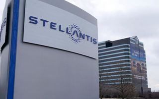 Stellantis oprește producția pentru 3 săptămâni la uzina sa din Franța