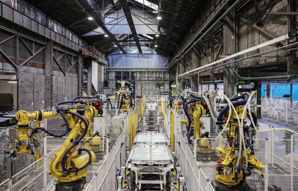Stellantis oprește producția pentru 3 săptămâni la uzina sa din Franța - Poza 2