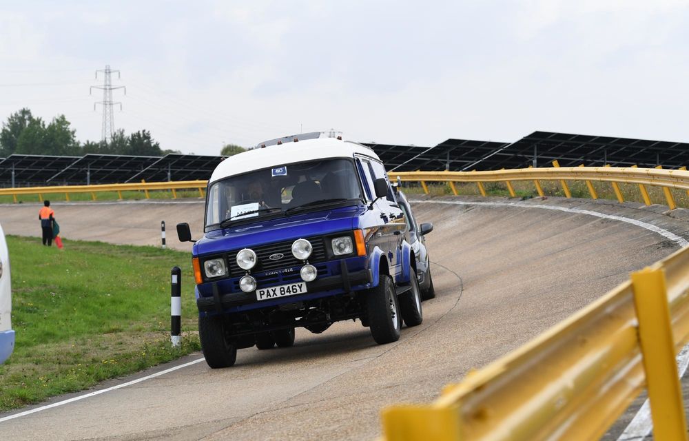 REPORTAJ: Am intrat în Cartea Recordurilor Guinness alături de Ford Transit - Poza 18