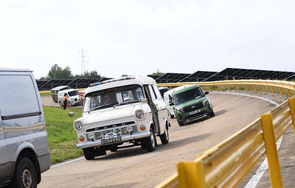 REPORTAJ: Am intrat în Cartea Recordurilor Guinness alături de Ford Transit - Poza 33