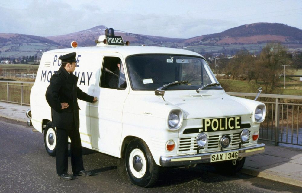 REPORTAJ: Am intrat în Cartea Recordurilor Guinness alături de Ford Transit - Poza 4