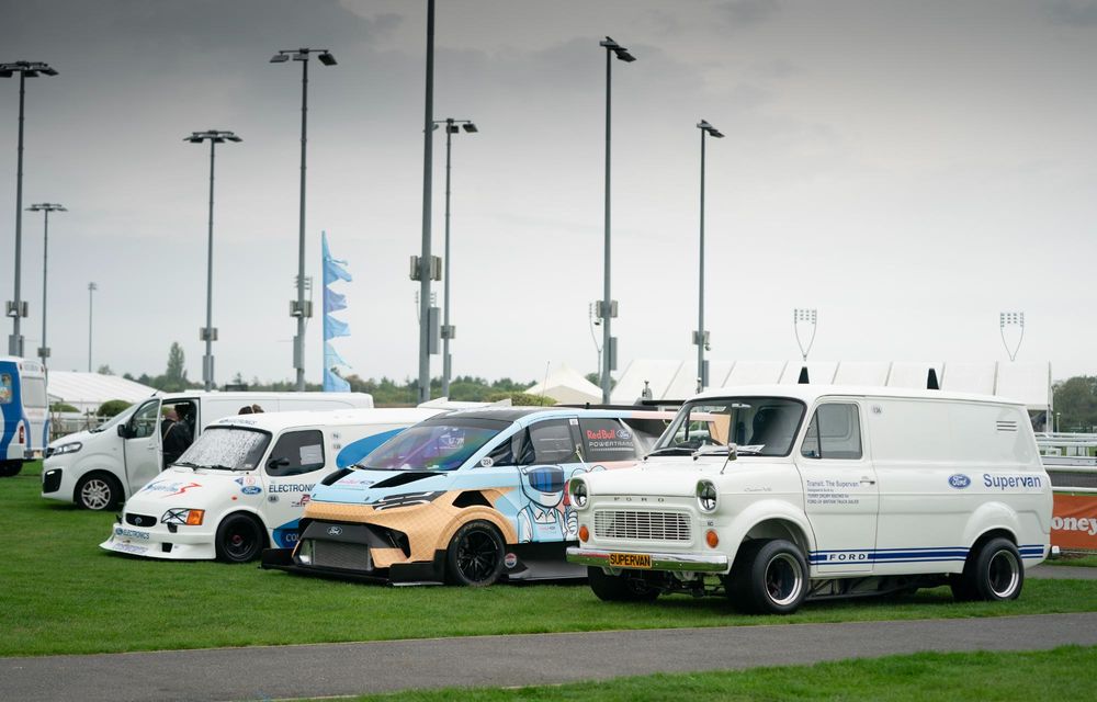 REPORTAJ: Am intrat în Cartea Recordurilor Guinness alături de Ford Transit - Poza 45