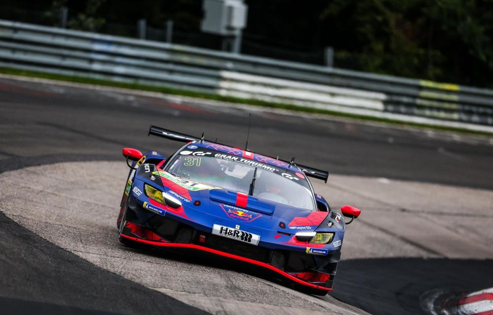 Max Verstappen câștigă prima sa cursă la Nurburgring, la volanul unui Ferrari 296 GT3 - Poza 1