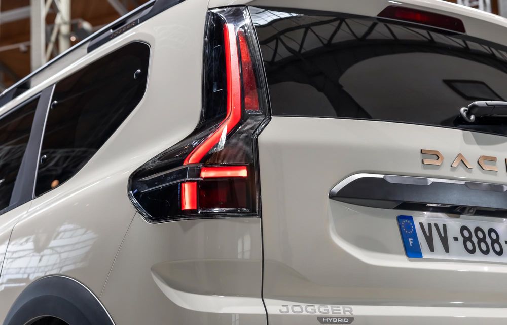 PREMIERĂ: Noua față Dacia. Îmbunătățirile primite de Sandero, Jogger și Logan - Poza 46