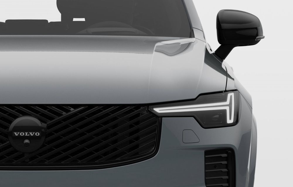 Noul Volvo XC90 Black Edition: ediție specială vopsită în negru - Poza 14