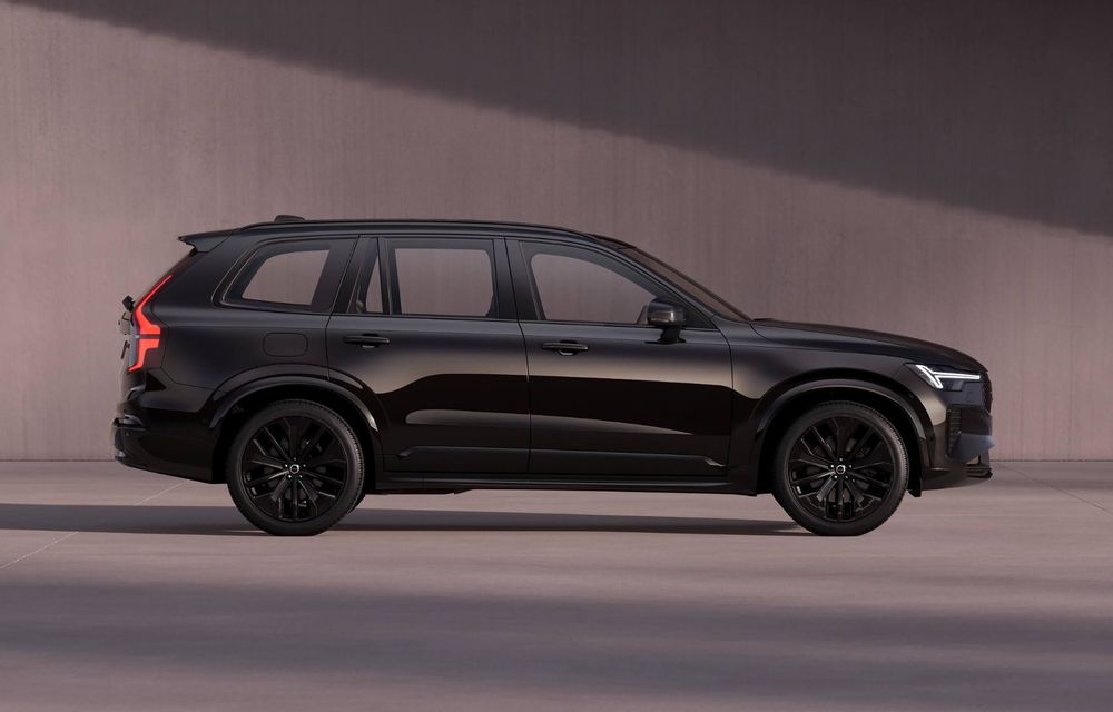 Noul Volvo XC90 Black Edition: ediție specială vopsită în negru - Poza 16