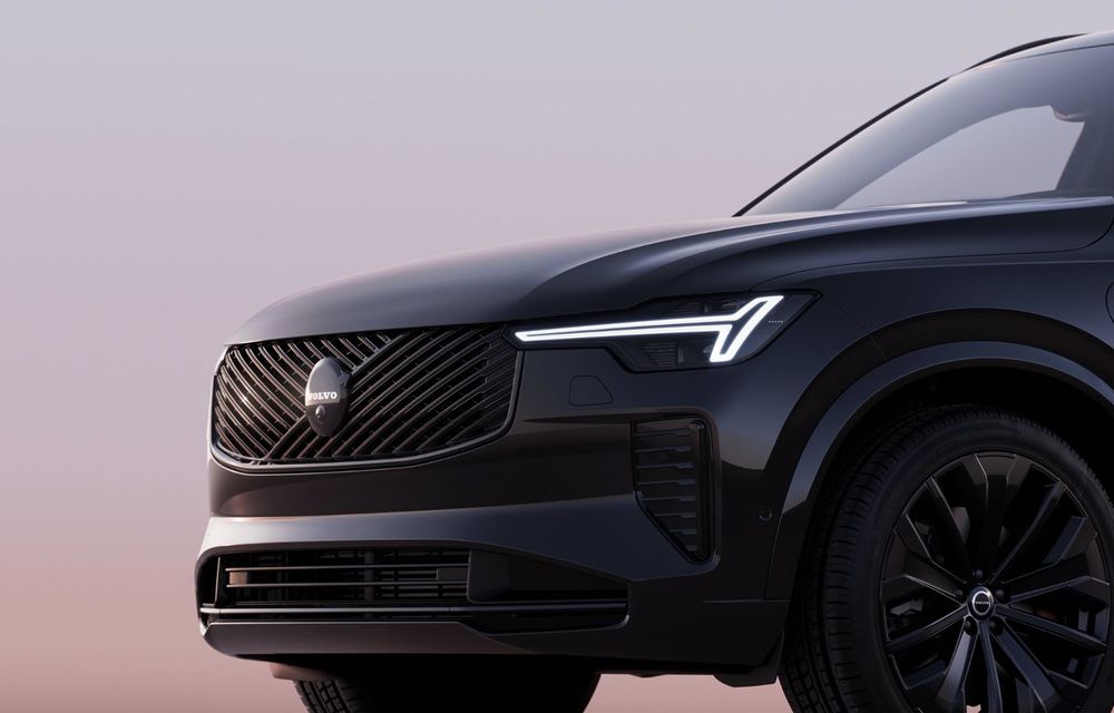 Noul Volvo XC90 Black Edition: ediție specială vopsită în negru - Poza 17