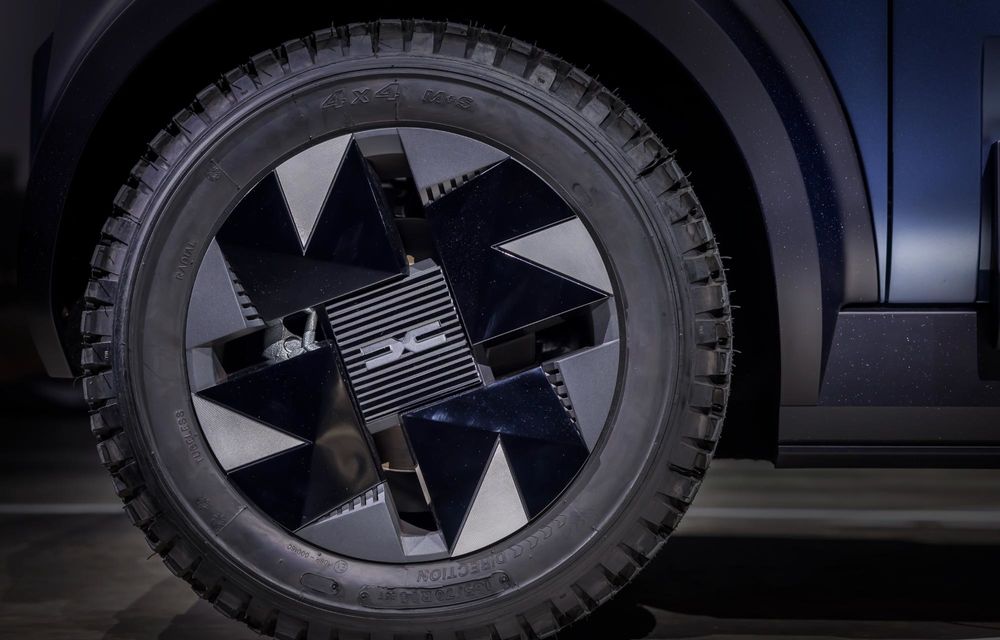 PREMIERĂ: Acesta este noul concept electric Dacia Hipster - Poza 39