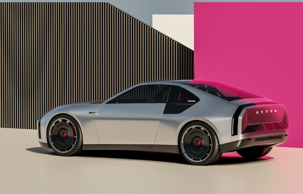 Skoda reinterpretează celebrul 110 R Coupe pentru era electrică - Poza 8