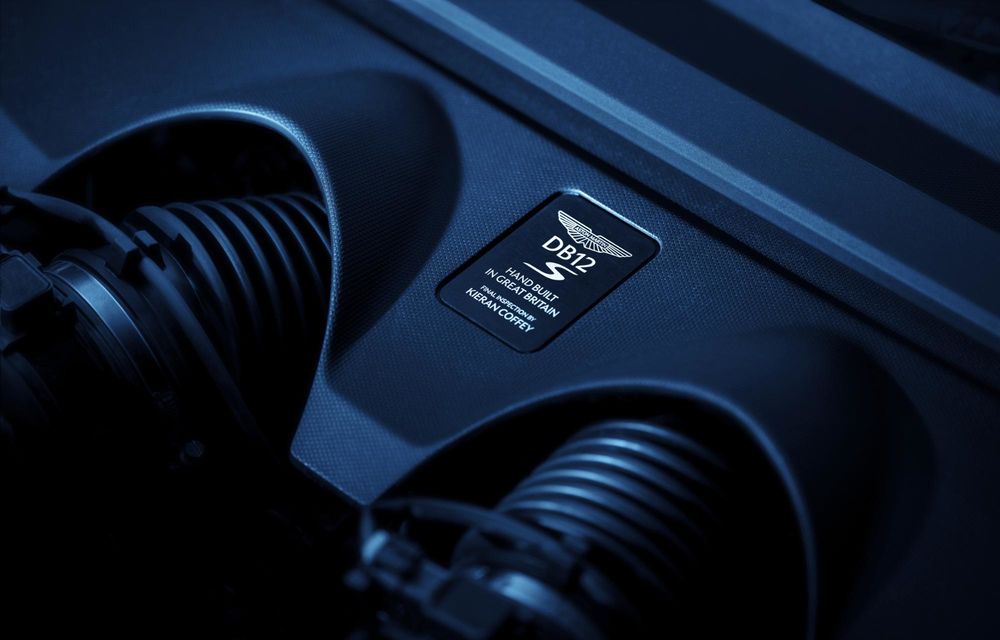 Noul Aston Martin DB12 S: V8 twin-turbo cu 700 de cai putere - Poza 15