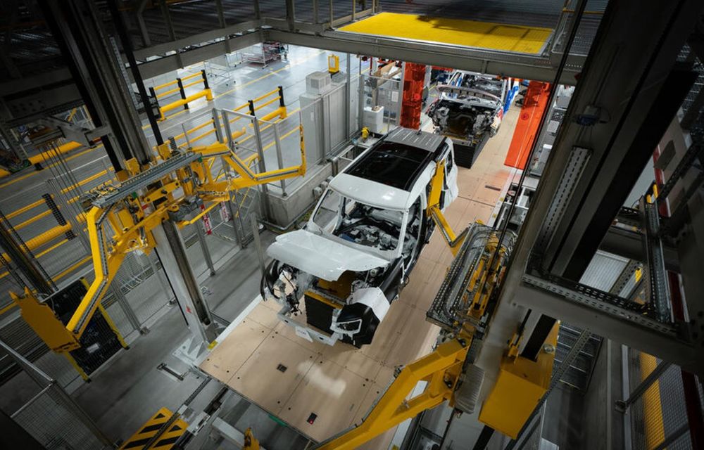 Jaguar Land Rover reia producția de mașini după atacul cibernetic din septembrie - Poza 1