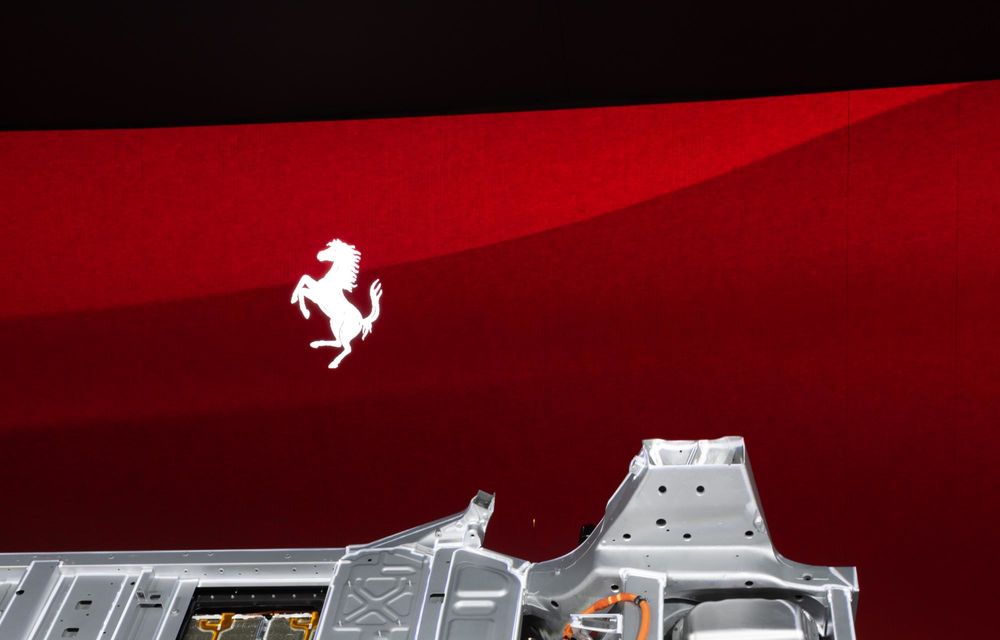 Noul Ferrari Elettrica: primele imagini oficiale cu noul model electric - Poza 5