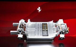 Noul Ferrari Elettrica: primele imagini oficiale cu noul model electric