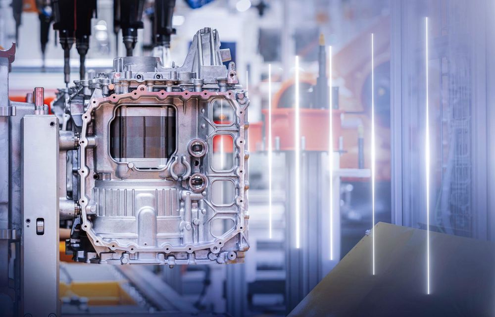 Mercedes-Benz a început să producă motoare electrice în România - Poza 2