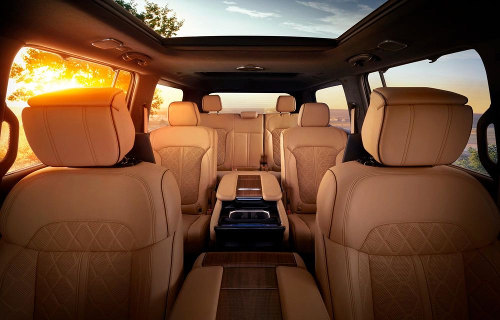Noul Jeep Grand Wagoneer facelift: primul model al mărcii disponibil cu range extender - Poza 20