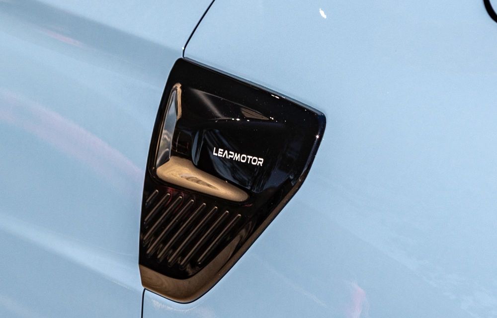 Noul Leapmotor B10, lansat oficial în Europa: start de la 29.900 euro - Poza 38